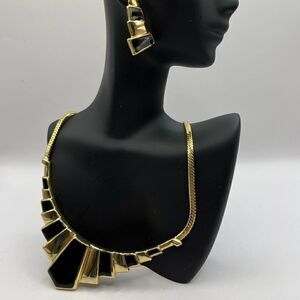Park Lane, earring and necklace set.